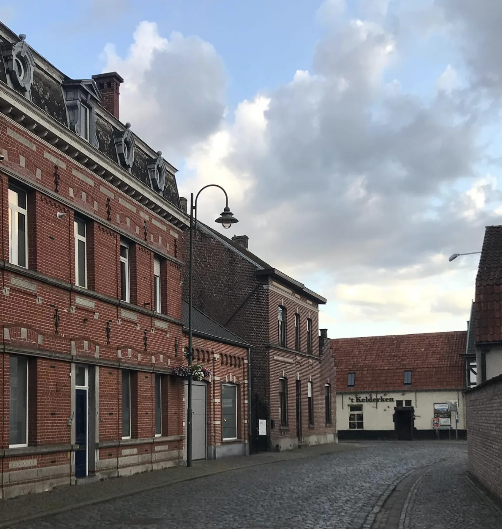 2203 WIEZEPLEIN